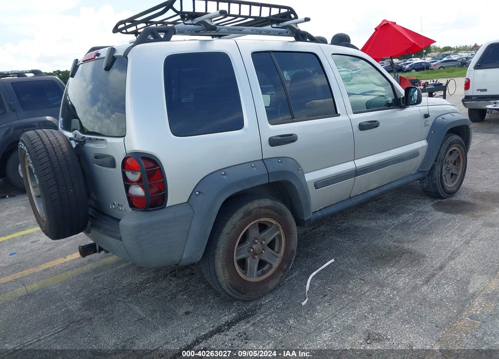 2006 JEEP LIBERTY RENEGADE VIN: 1J8GL38K76W285646