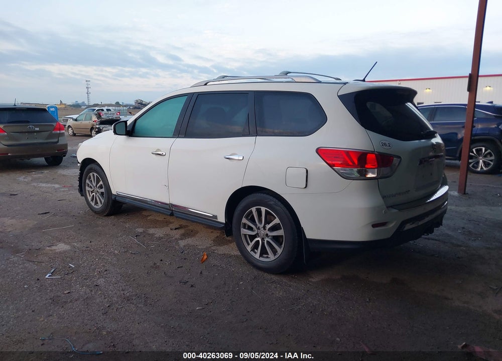 2015 NISSAN PATHFINDER SL VIN: 5N1AR2MN4FC715359