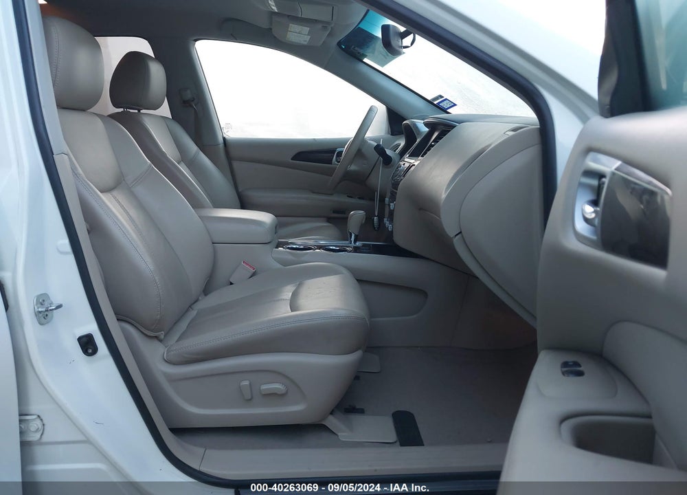2015 NISSAN PATHFINDER SL VIN: 5N1AR2MN4FC715359