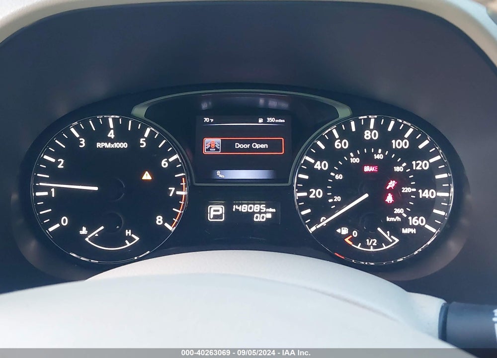 2015 NISSAN PATHFINDER SL VIN: 5N1AR2MN4FC715359