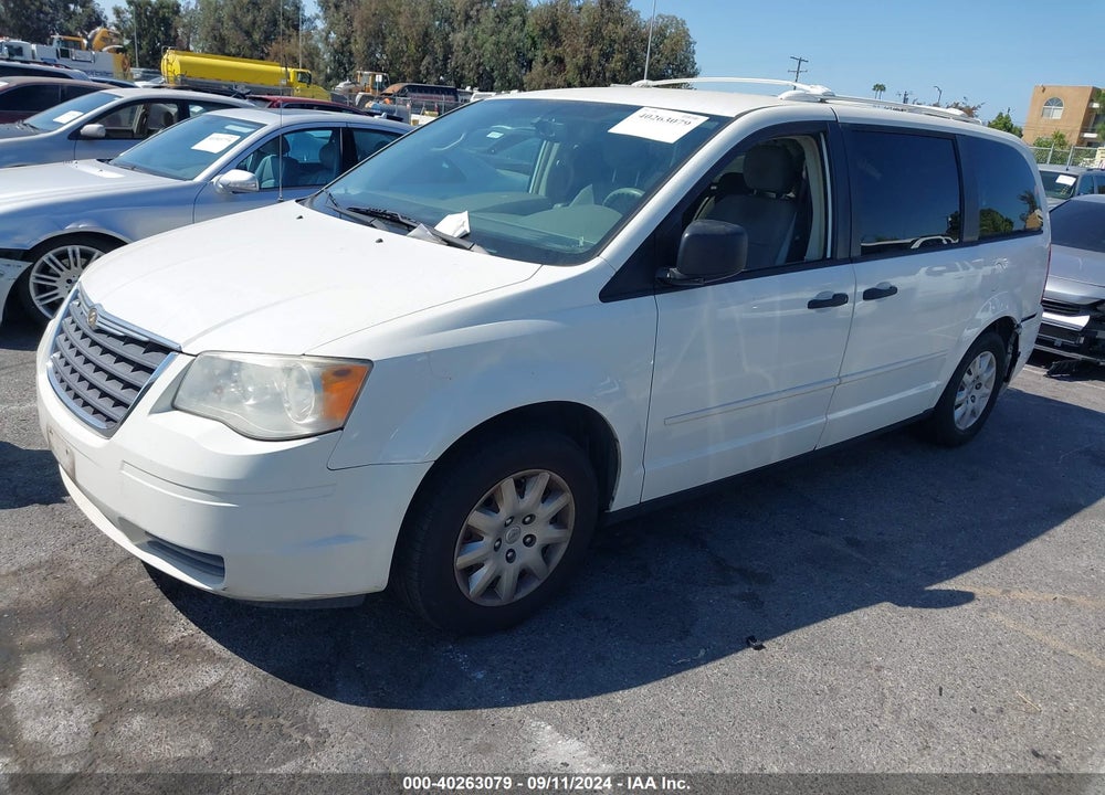 2008 CHRYSLER TOWN & COUNTRY LX VIN: 2A8HR44H08R665880