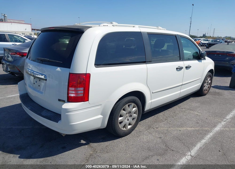 2008 CHRYSLER TOWN & COUNTRY LX VIN: 2A8HR44H08R665880