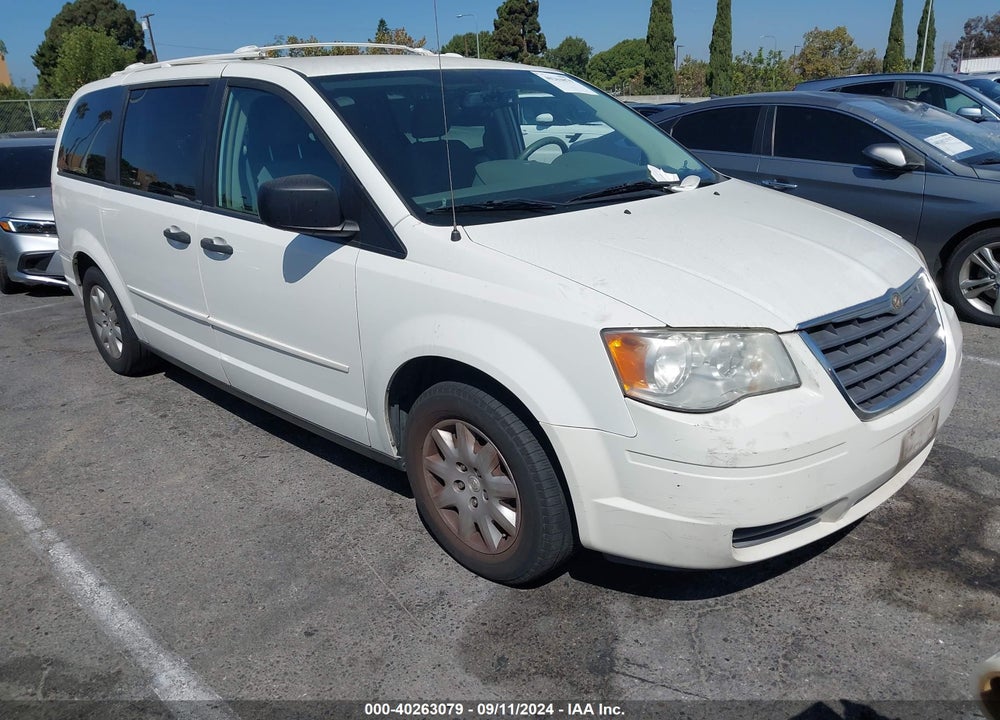 2008 CHRYSLER TOWN & COUNTRY LX VIN: 2A8HR44H08R665880
