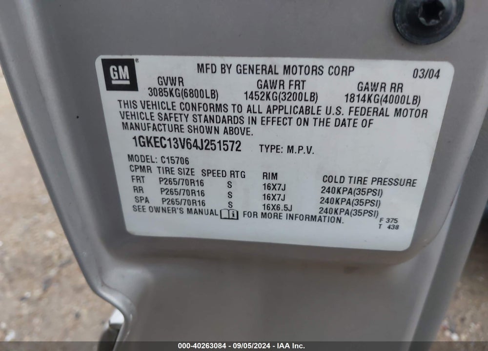 2004 GMC YUKON SLE VIN: 1GKEC13V64J251572