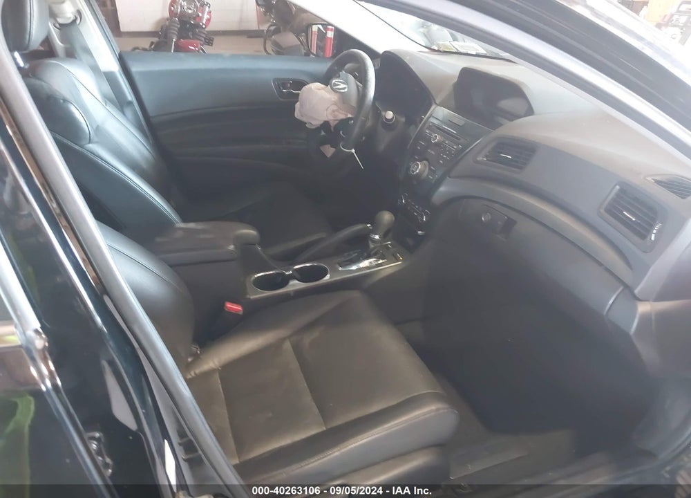 2015 ACURA ILX 2.0L VIN: 19VDE1F57FE005006
