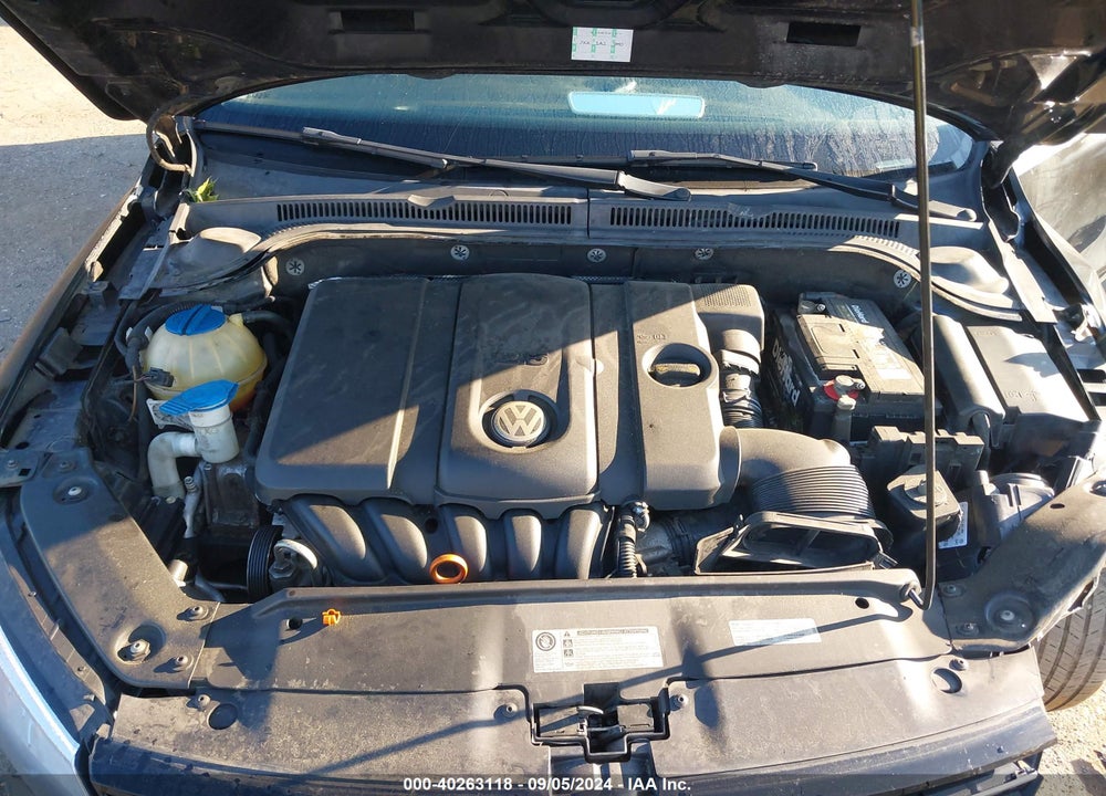 2013 VOLKSWAGEN JETTA 2.5L SE VIN: 3VWDP7AJ9DM379335