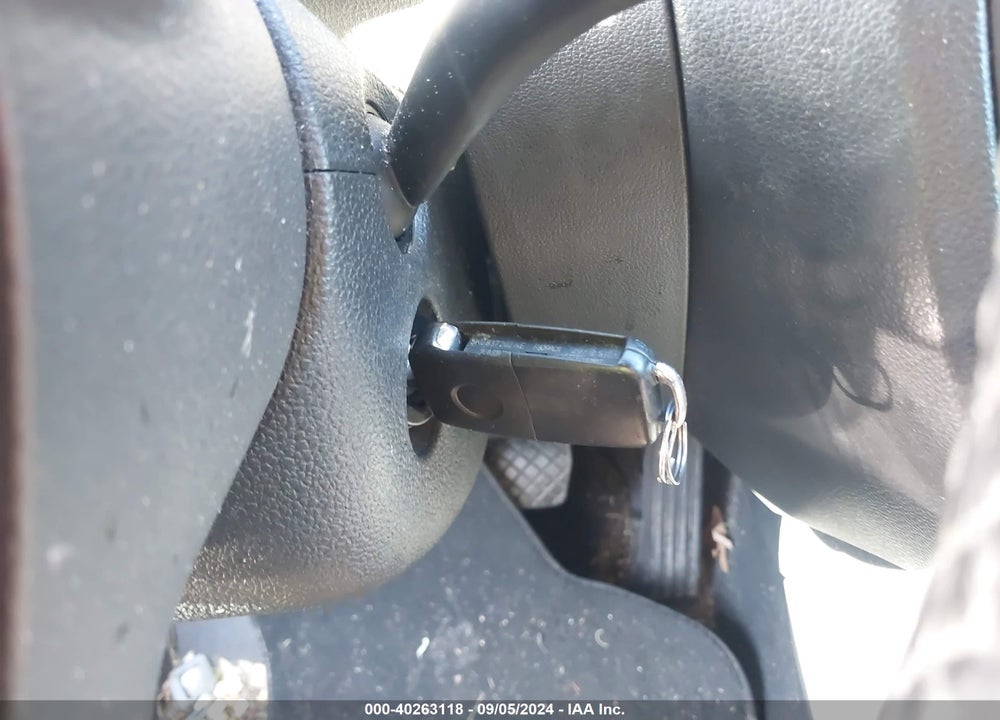 2013 VOLKSWAGEN JETTA 2.5L SE VIN: 3VWDP7AJ9DM379335