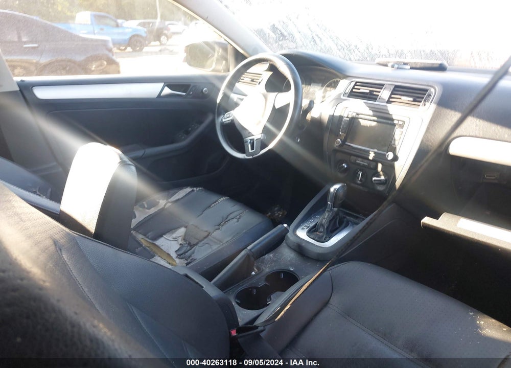 2013 VOLKSWAGEN JETTA 2.5L SE VIN: 3VWDP7AJ9DM379335