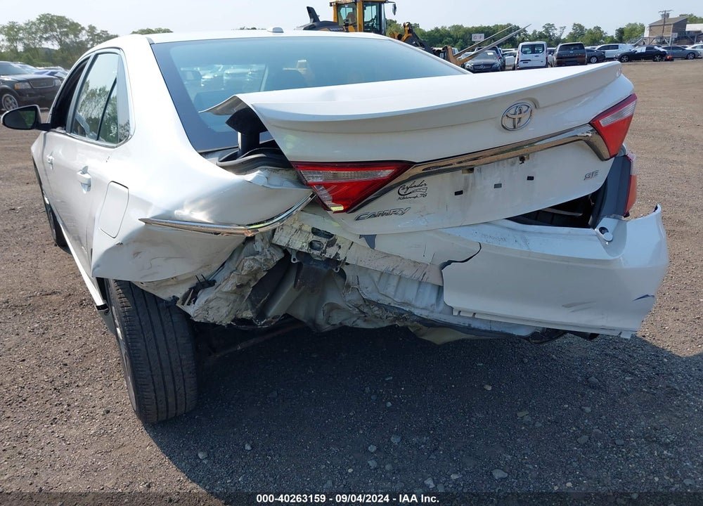 2017 TOYOTA CAMRY SE VIN: 4T1BF1FK5HU382161