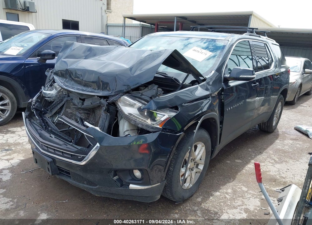 2018 CHEVROLET TRAVERSE 1LT VIN: 1GNERGKW4JJ137273
