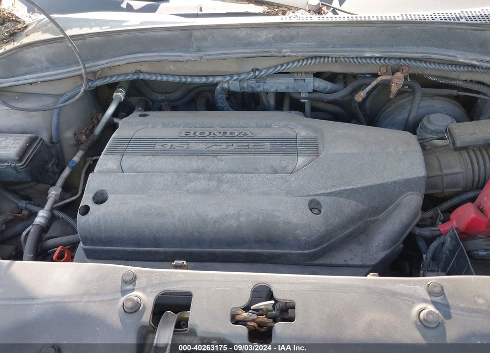 2003 HONDA PILOT EX VIN: 2HKYF18443H605371
