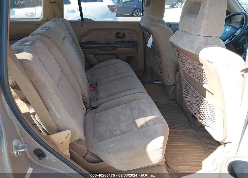 2003 HONDA PILOT EX VIN: 2HKYF18443H605371