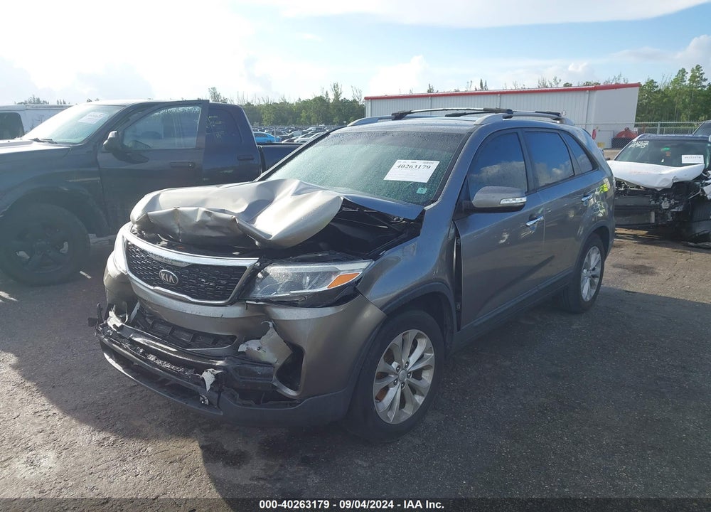 2014 KIA SORENTO EX V6 VIN: 5XYKU4A72EG530990