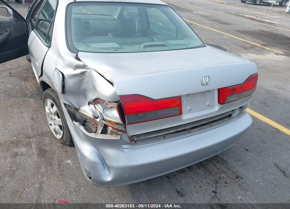 2001 HONDA ACCORD 2.3 LX VIN: 1HGCG56491A018073