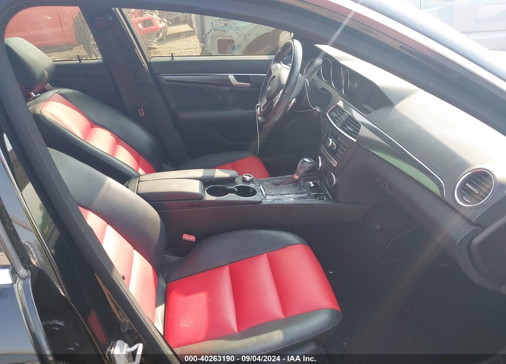2014 MERCEDES-BENZ C 300 LUXURY 4MATIC/SPORT 4MATIC VIN: WDDGF8AB1EG231604