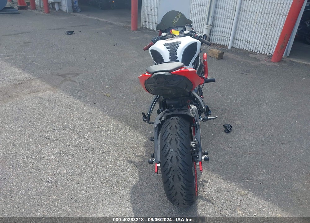 2021 KAWASAKI ZX636 K VIN: JKBZXJH13MA008864