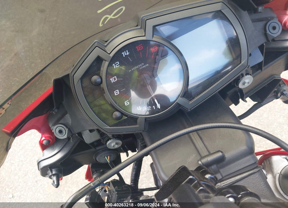 2021 KAWASAKI ZX636 K VIN: JKBZXJH13MA008864