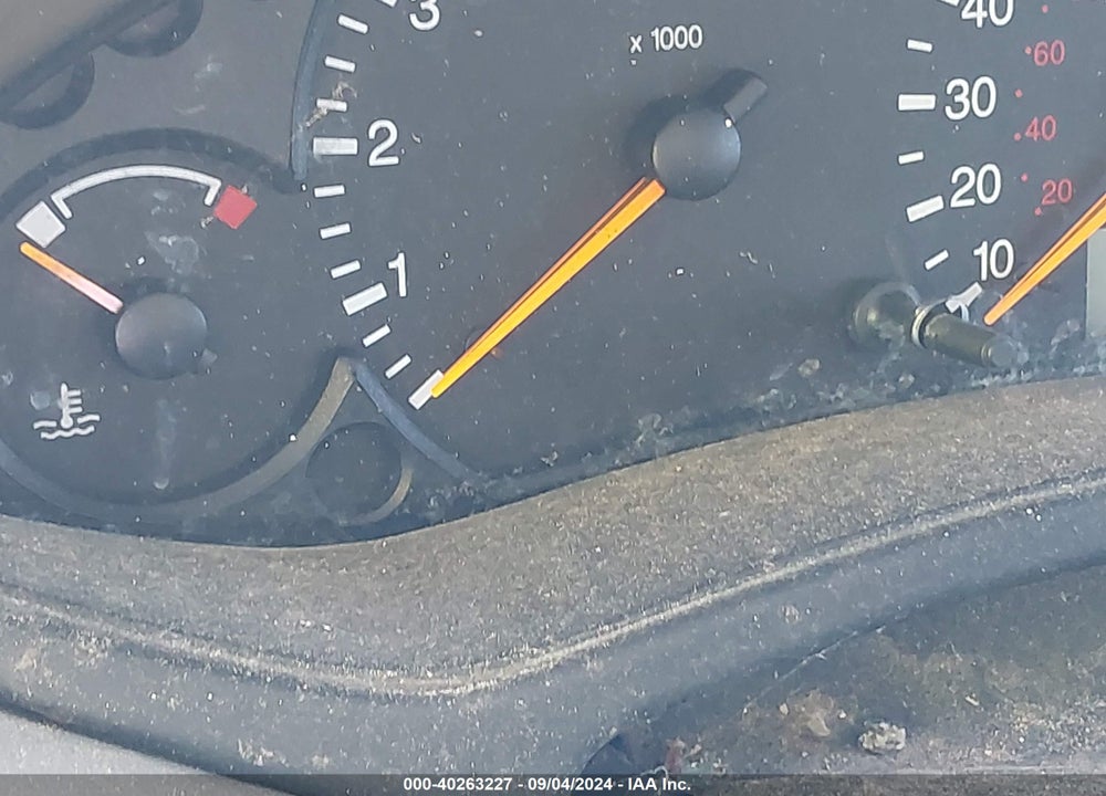 2003 FORD FOCUS VIN: 1FAHP36333W158020
