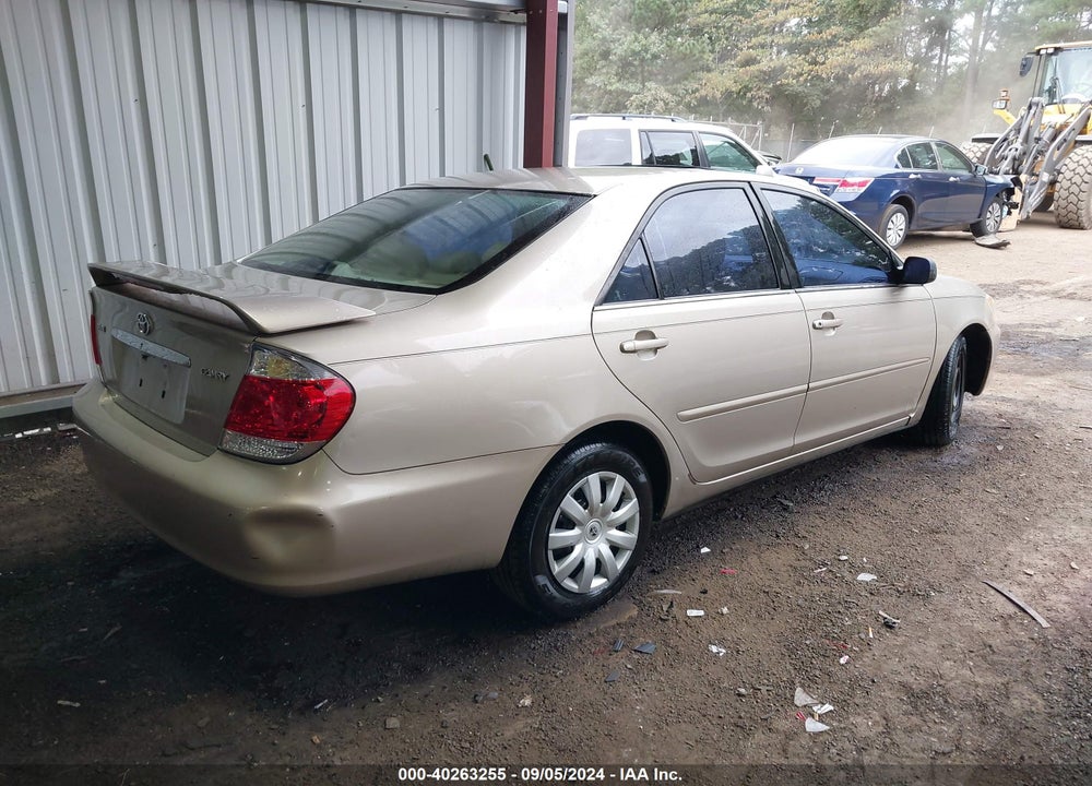 2005 TOYOTA CAMRY VIN: 4T1BE32K15U037855