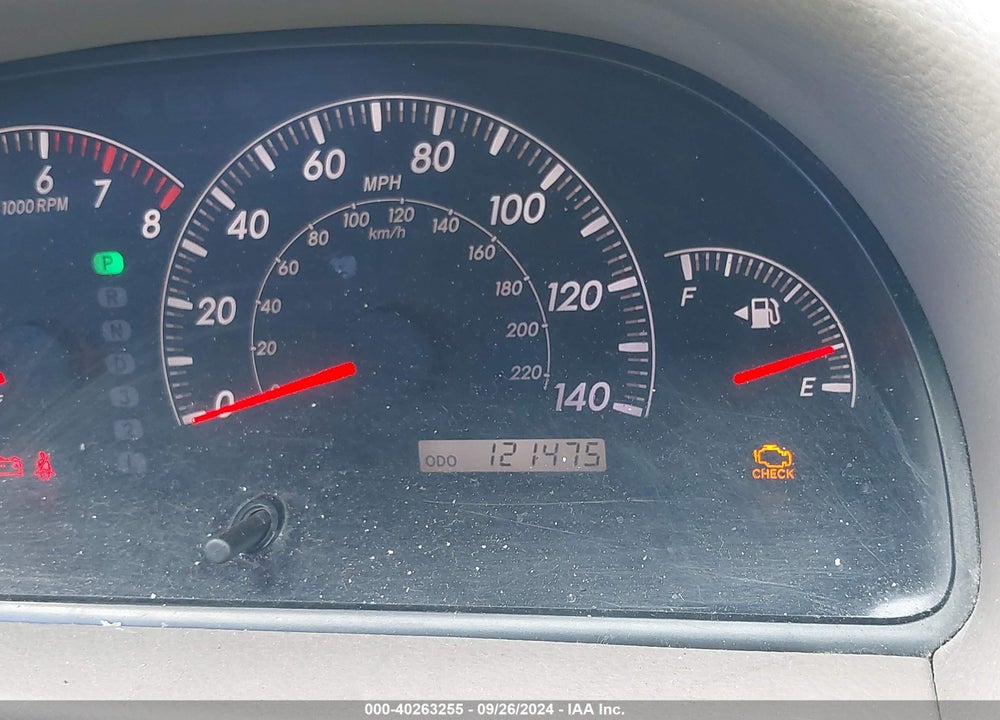 2005 TOYOTA CAMRY VIN: 4T1BE32K15U037855
