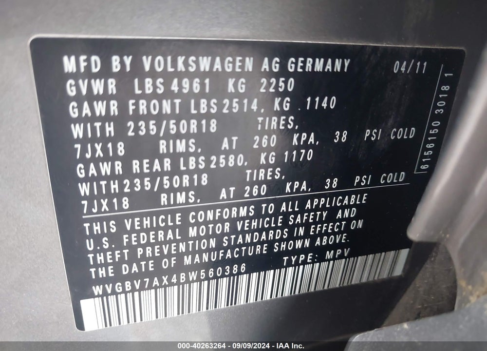2011 VOLKSWAGEN TIGUAN SE VIN: WVGBV7AX4BW560386