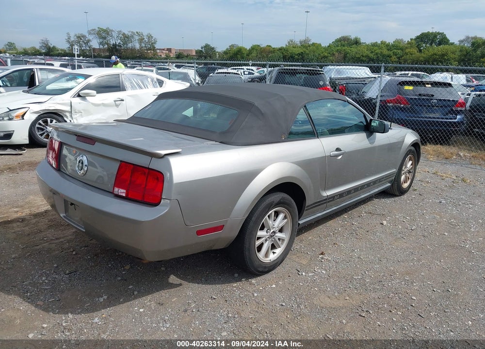 2008 FORD MUSTANG V6 DELUXE/V6 PREMIUM VIN: 1ZVHT84N285180513