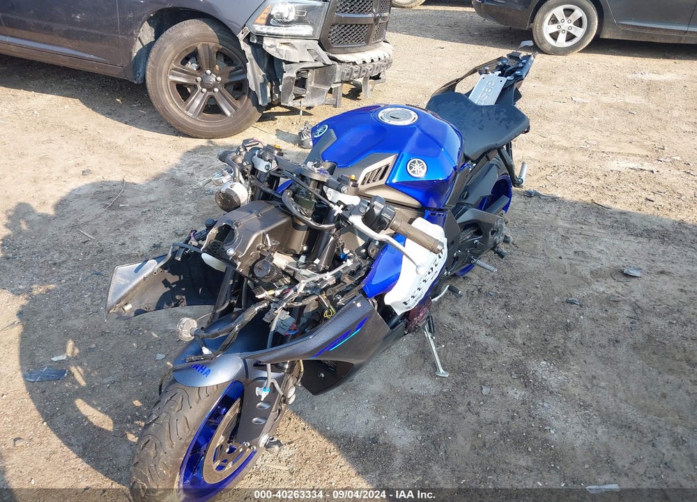 2022 YAMAHA YZFR1 VIN: JYARN66E8NA001893
