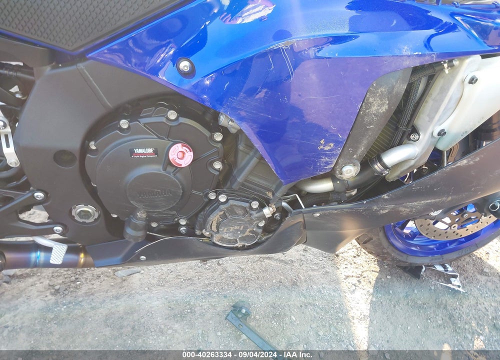 2022 YAMAHA YZFR1 VIN: JYARN66E8NA001893