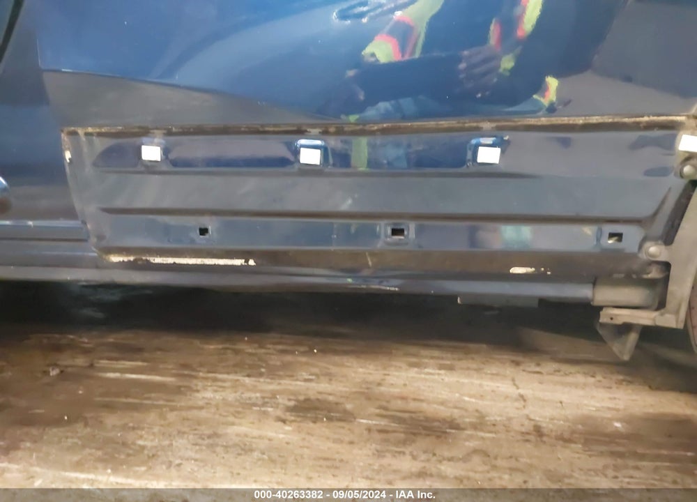 2019 HONDA CR-V LX VIN: 2HKRW6H36KH214178