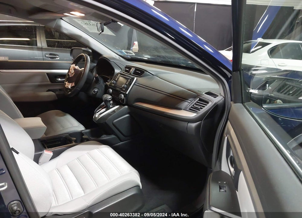 2019 HONDA CR-V LX VIN: 2HKRW6H36KH214178