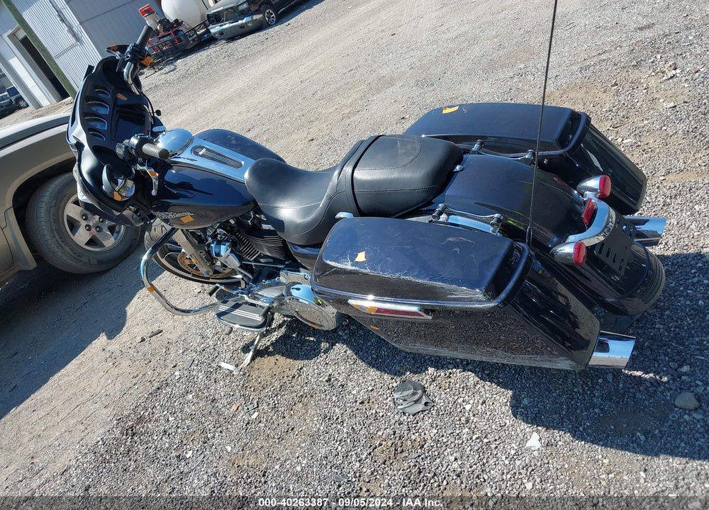 2020 HARLEY-DAVIDSON FLHX VIN: 1HD1KBC12LB674379
