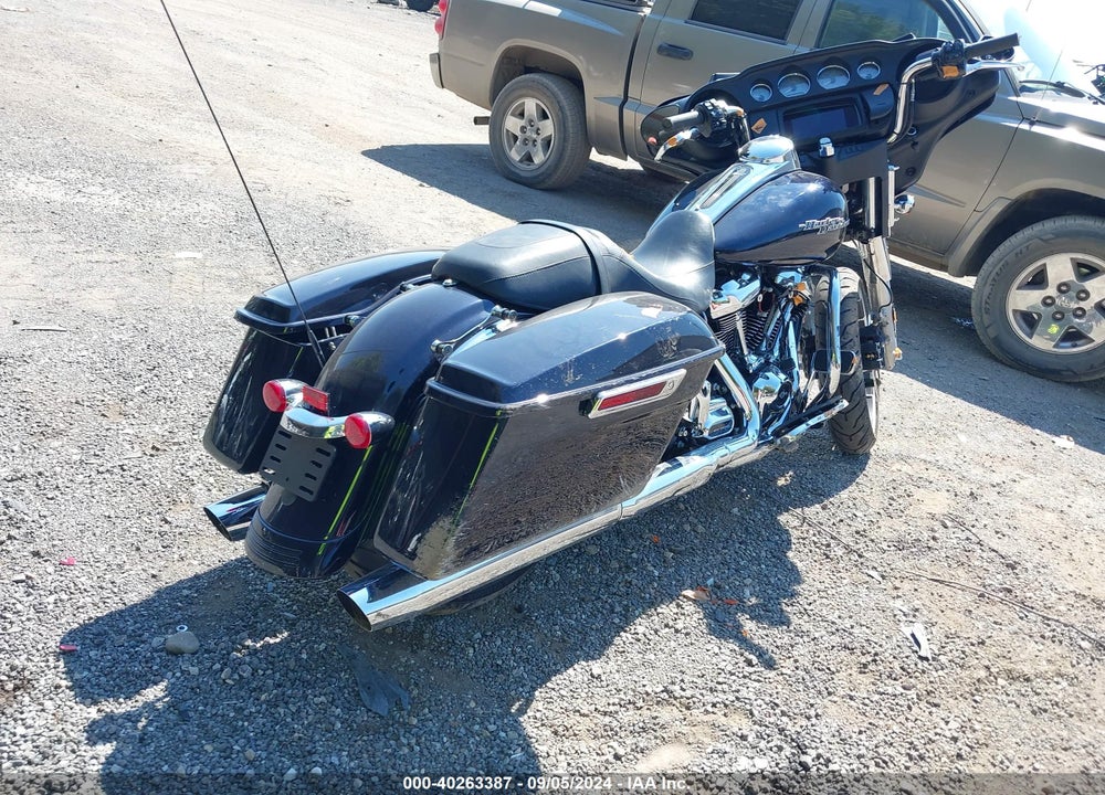 2020 HARLEY-DAVIDSON FLHX VIN: 1HD1KBC12LB674379
