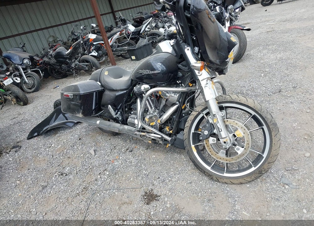 2020 HARLEY-DAVIDSON FLHX VIN: 1HD1KBC12LB674379