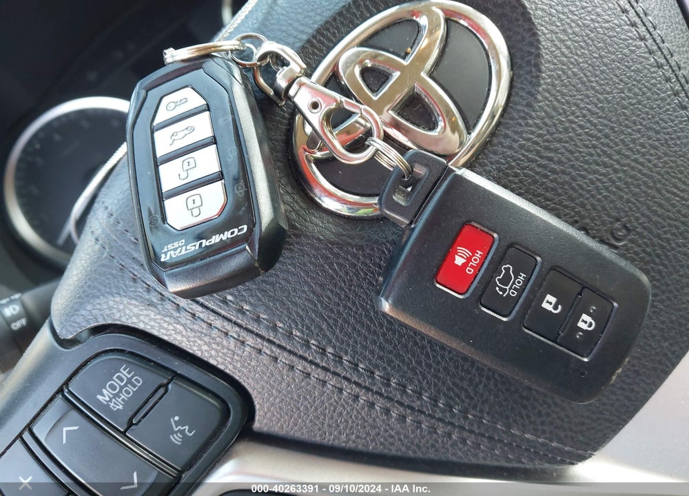 2019 TOYOTA HIGHLANDER LIMITED VIN: 5TDDZRFH1KS735269