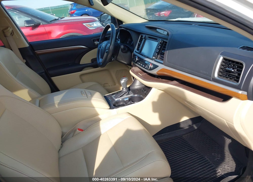 2019 TOYOTA HIGHLANDER LIMITED VIN: 5TDDZRFH1KS735269