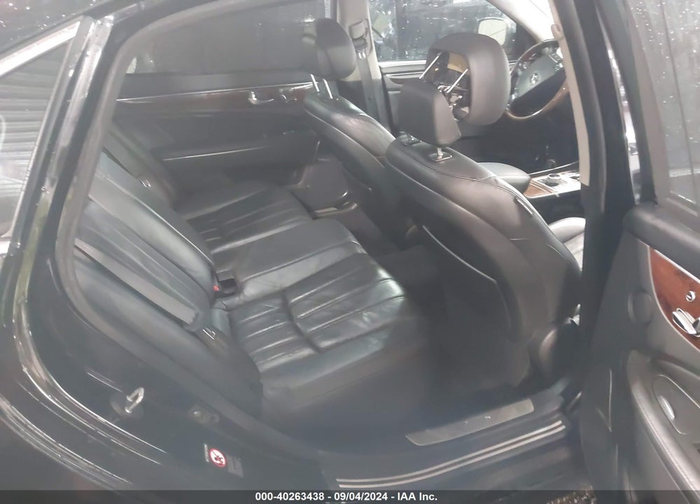 2011 HYUNDAI EQUUS SIGNATURE VIN: KMHGH4JF3BU033728