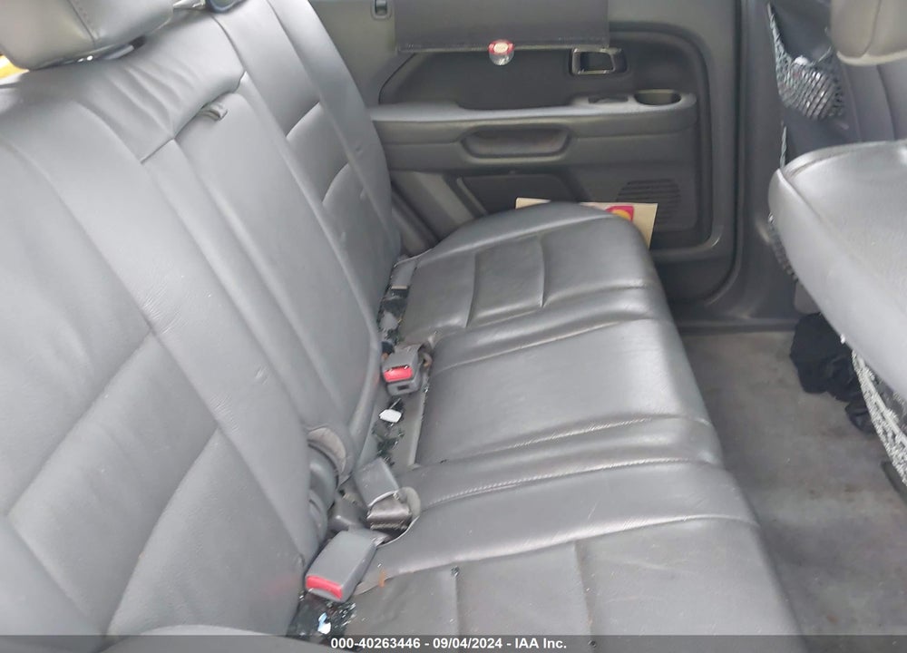 2006 HONDA PILOT EX-L VIN: 5FNYF18596B028896