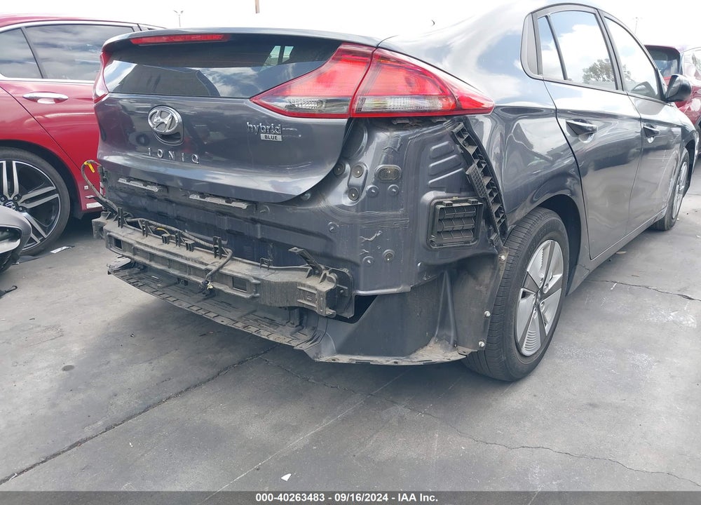 2017 HYUNDAI IONIQ HYBRID BLUE VIN: KMHC65LCXHU049897