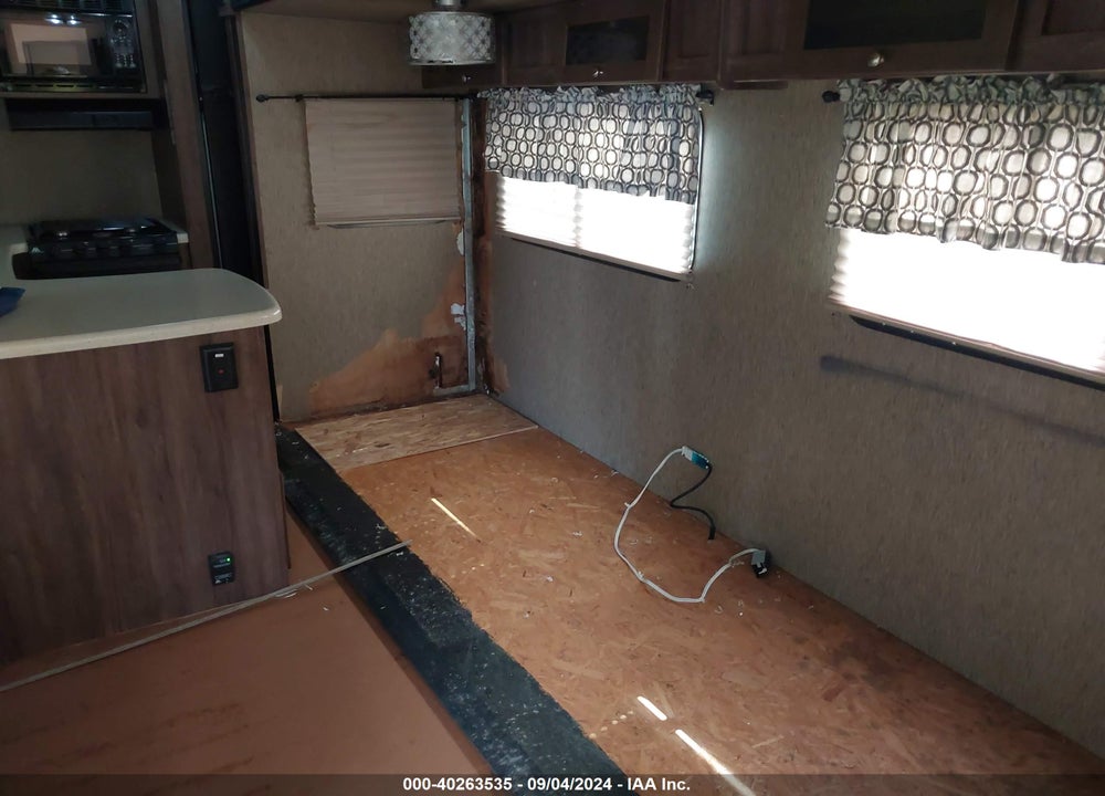 2016 AEROLITE 294RKSS VIN: 4YDT29421GP910066
