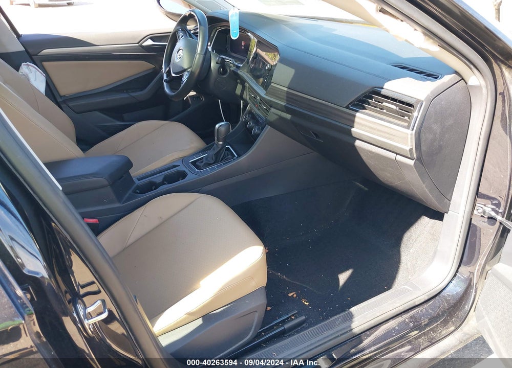 2019 VOLKSWAGEN JETTA 1.4T SEL VIN: 3VWE57BU9KM042504