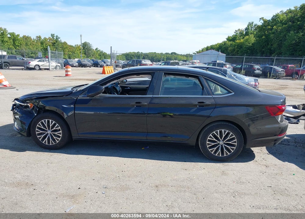 2019 VOLKSWAGEN JETTA 1.4T SEL VIN: 3VWE57BU9KM042504