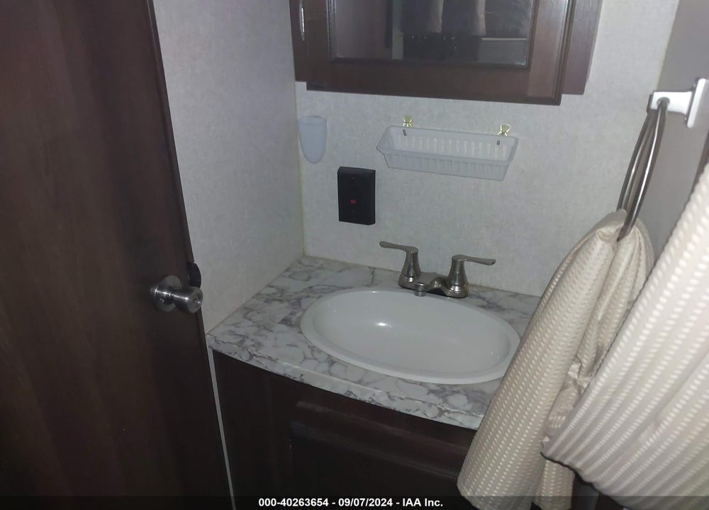 2018 JAYCO OTHER VIN: 1UJBJ0BP3J1TH0110