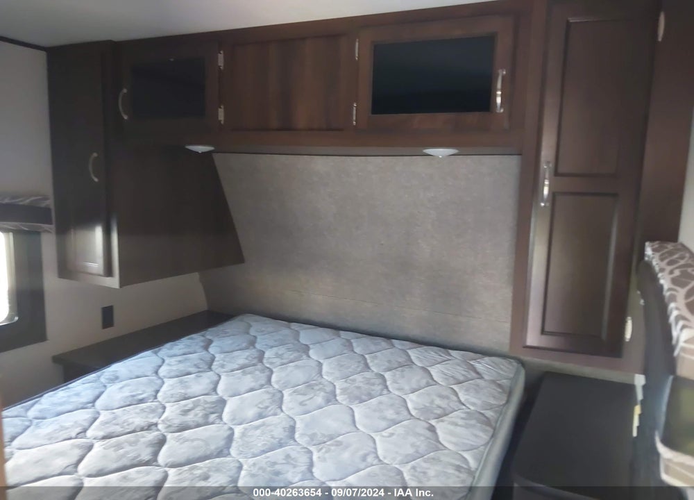2018 JAYCO OTHER VIN: 1UJBJ0BP3J1TH0110