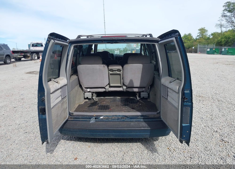 1995 CHEVROLET ASTRO VIN: 1GNDM19W7SB106124