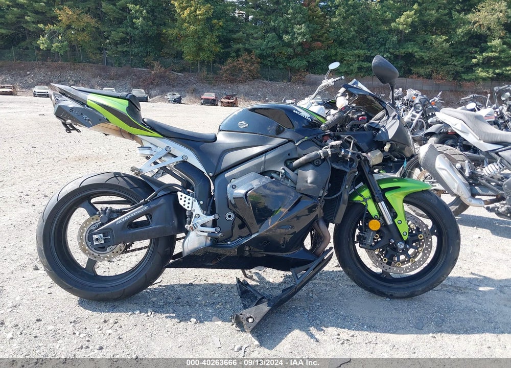 2009 HONDA CBR600 RR VIN: JH2PC40099K204690