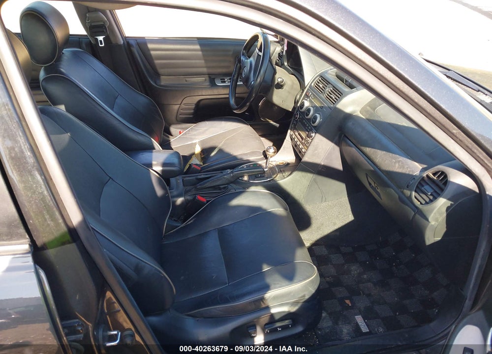 2004 LEXUS IS 300 VIN: JTHBD192140084731
