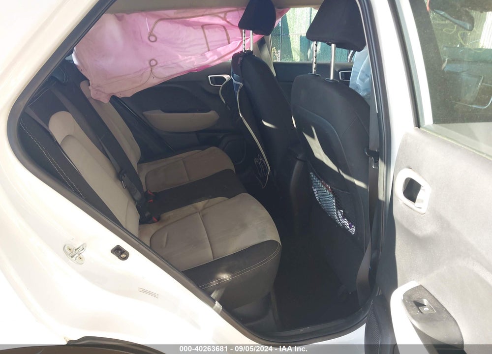 2021 HYUNDAI VENUE SEL VIN: KMHRC8A38MU077974