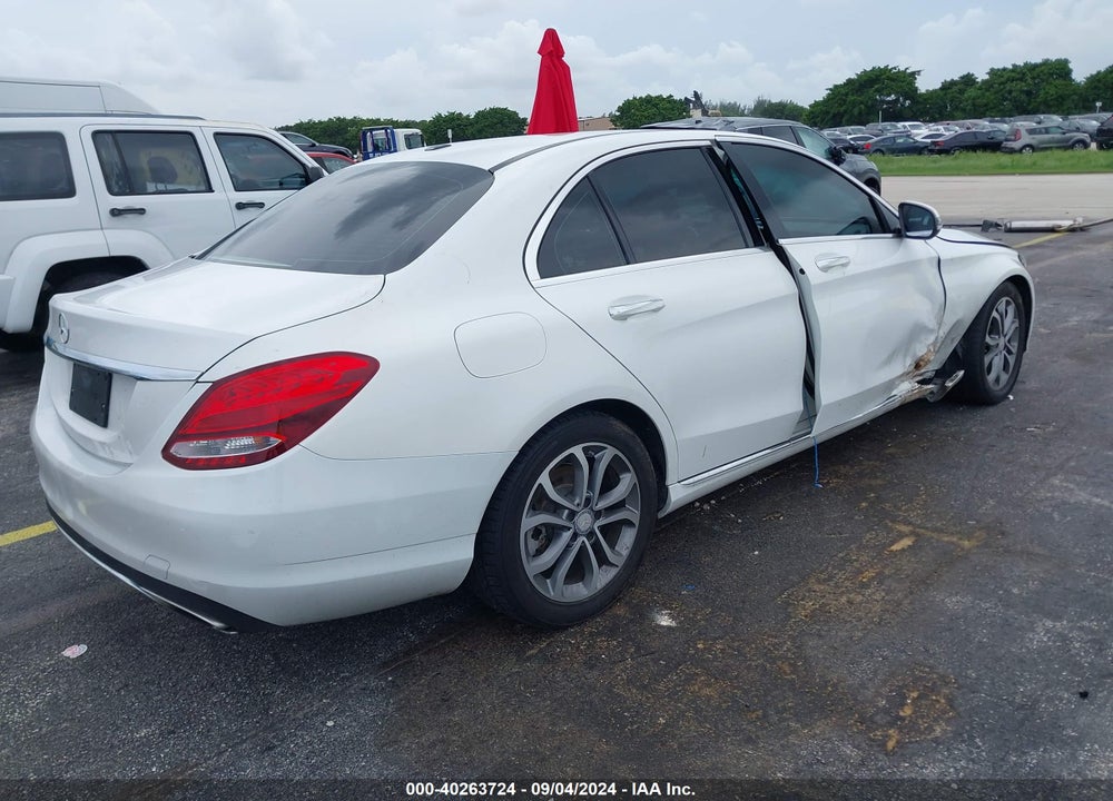 2017 MERCEDES-BENZ C 300 LUXURY/SPORT VIN: 55SWF4JB5HU180233