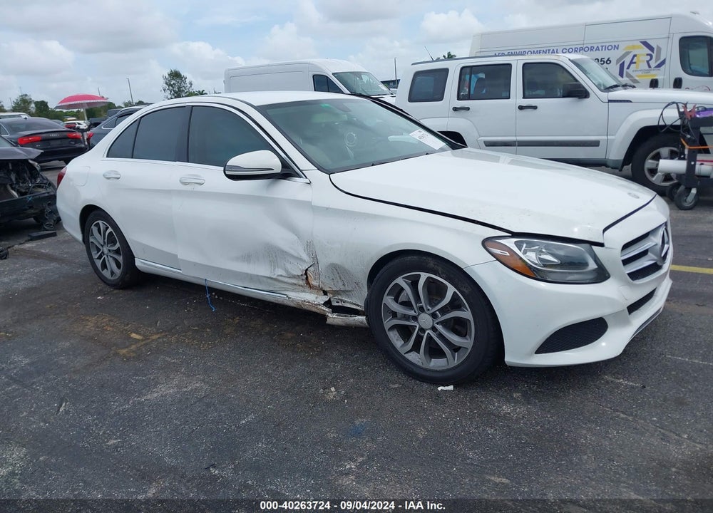 2017 MERCEDES-BENZ C 300 LUXURY/SPORT VIN: 55SWF4JB5HU180233