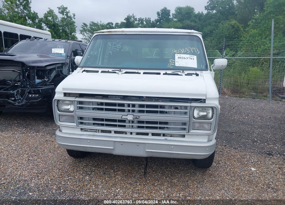 1989 CHEVROLET G20 VIN: 1GNEG25H8K7172404
